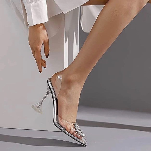 Brand new cinderella shoe - Picture 3 of 3